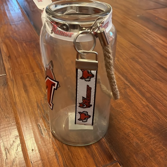 Marist College Red Foxes Nike Tank Top, Banner, Jar, Keychain, Magnets, Flags. - Picture 12 of 16